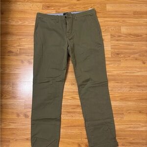 Tommy Hilfiger Men's Khaki Chinos